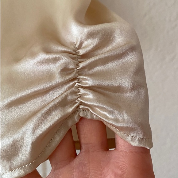 Reformation 100% Silk Jason Long-Sleeve Top Size 2 Cream Elegant Tie Detail Chic - Picture 7 of 13